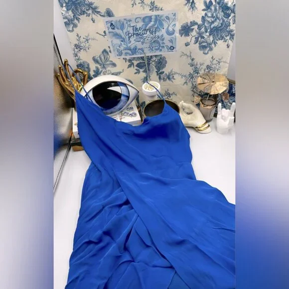 🆕 ALICE + OLIVIA 🧿 NWT Alita Spaghetti Strap Drape Asymmetrical Dress Blue Sz4 - Picture 2 of 16